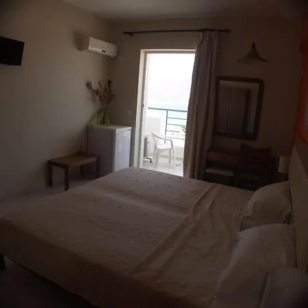 Hotel Iolkos Karpathos Town (Pigadia)
