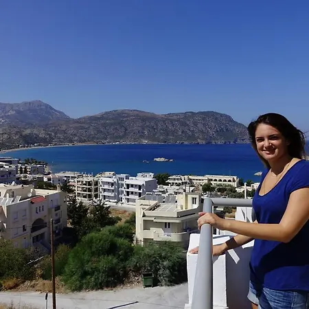 Hotel Iolkos 2*